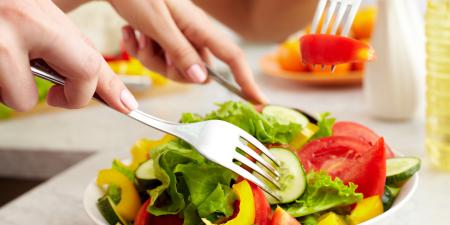 Τα συχνά γεύματα επηρεάζουν το σωματικό μας λίπος στην απώλεια βάρους;